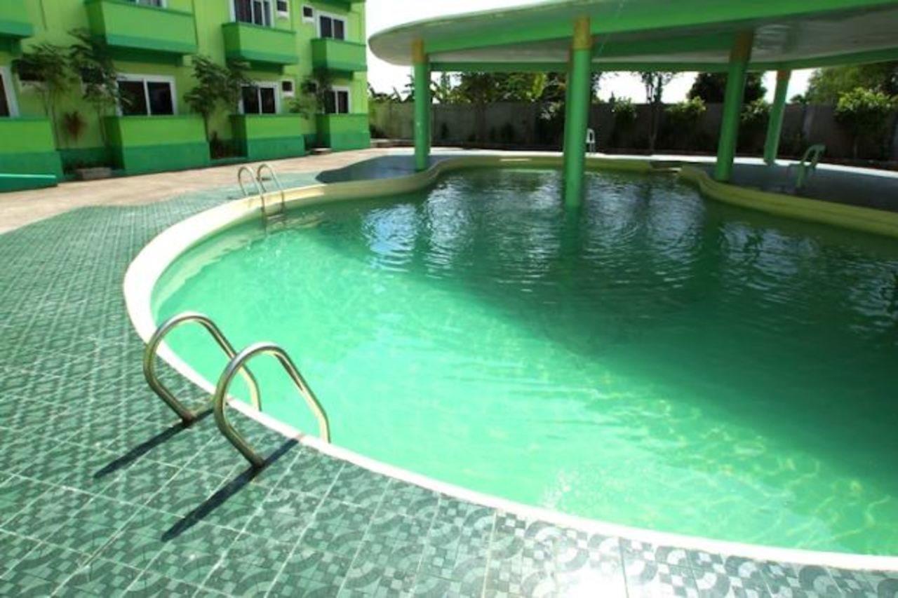 Green One Hotel Lapu-Lapu City Eksteriør billede