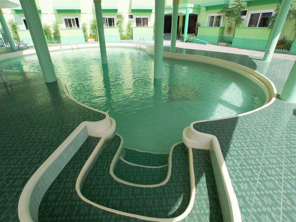 Green One Hotel Lapu-Lapu City Eksteriør billede