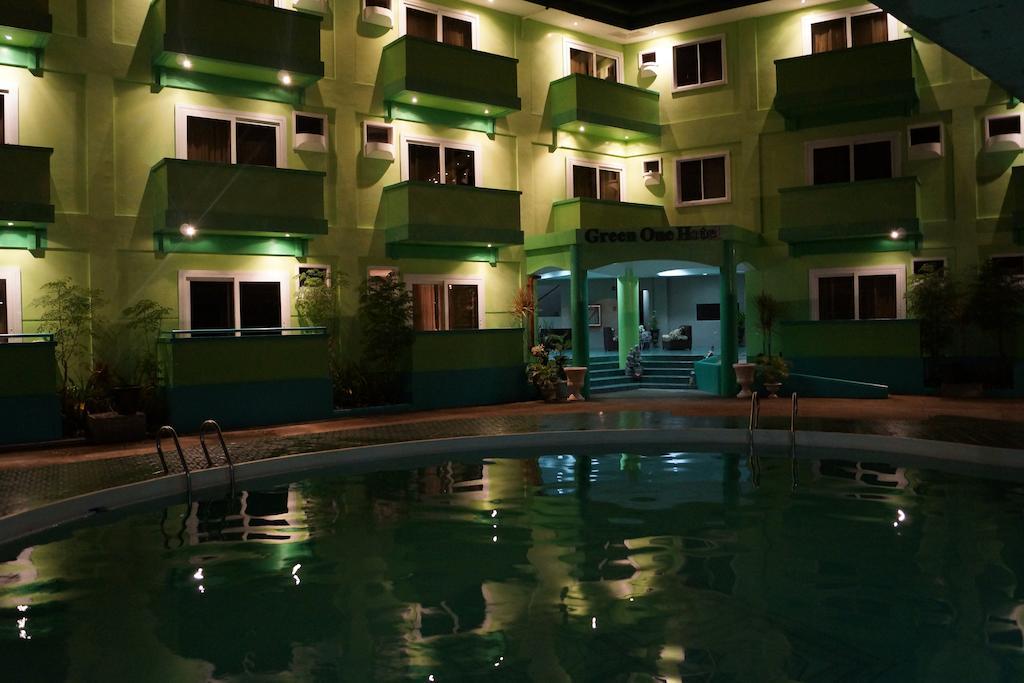 Green One Hotel Lapu-Lapu City Eksteriør billede