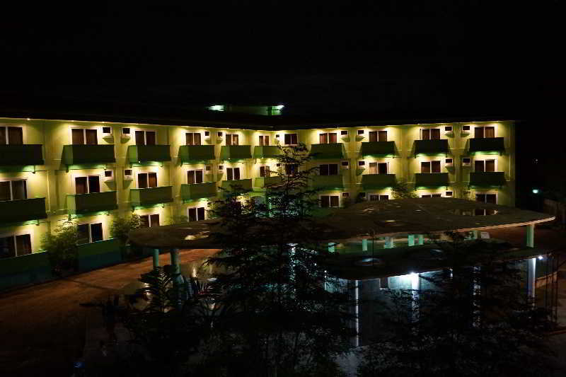 Green One Hotel Lapu-Lapu City Eksteriør billede