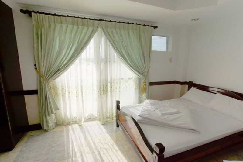 Green One Hotel Lapu-Lapu City Eksteriør billede