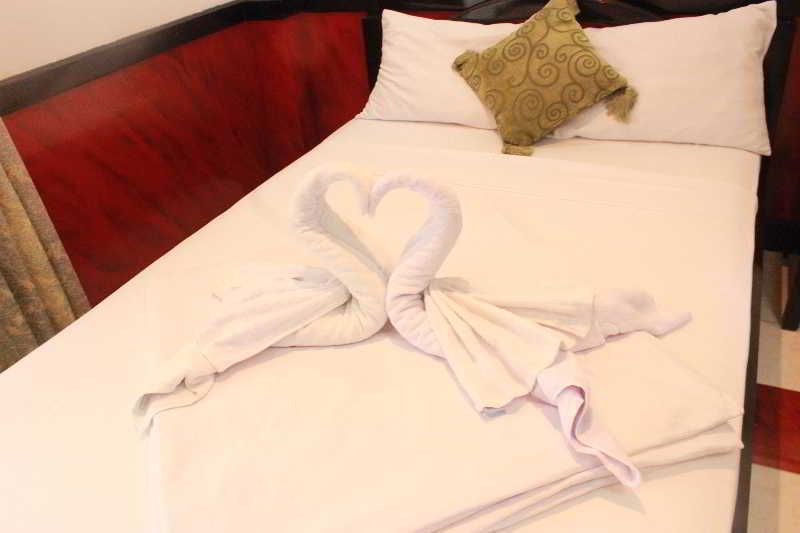 Green One Hotel Lapu-Lapu City Eksteriør billede