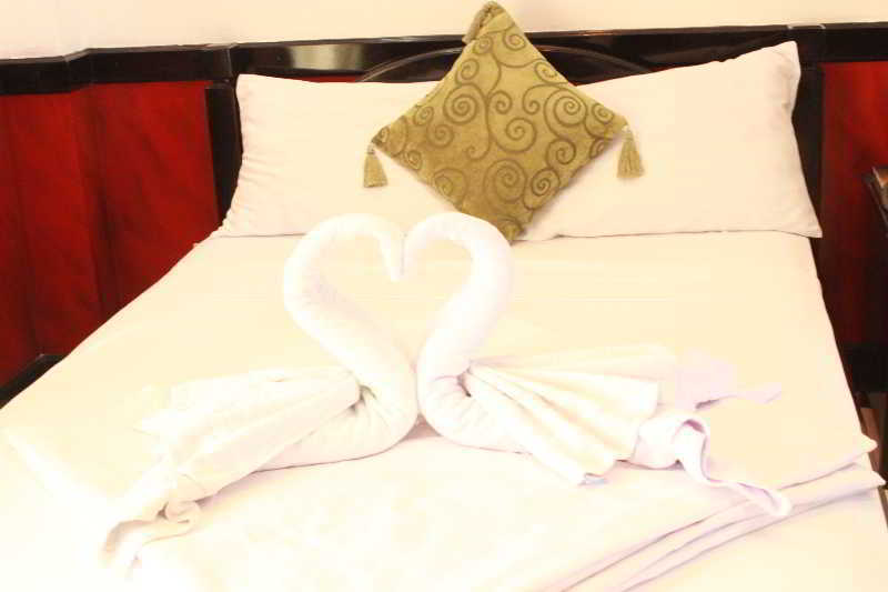 Green One Hotel Lapu-Lapu City Eksteriør billede