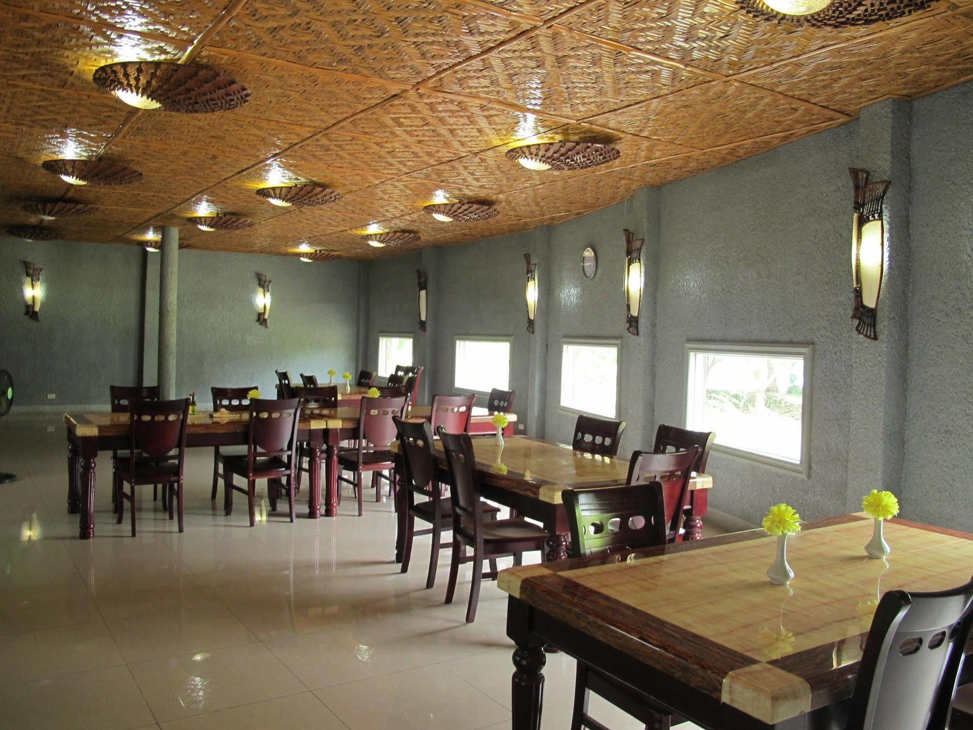 Green One Hotel Lapu-Lapu City Eksteriør billede