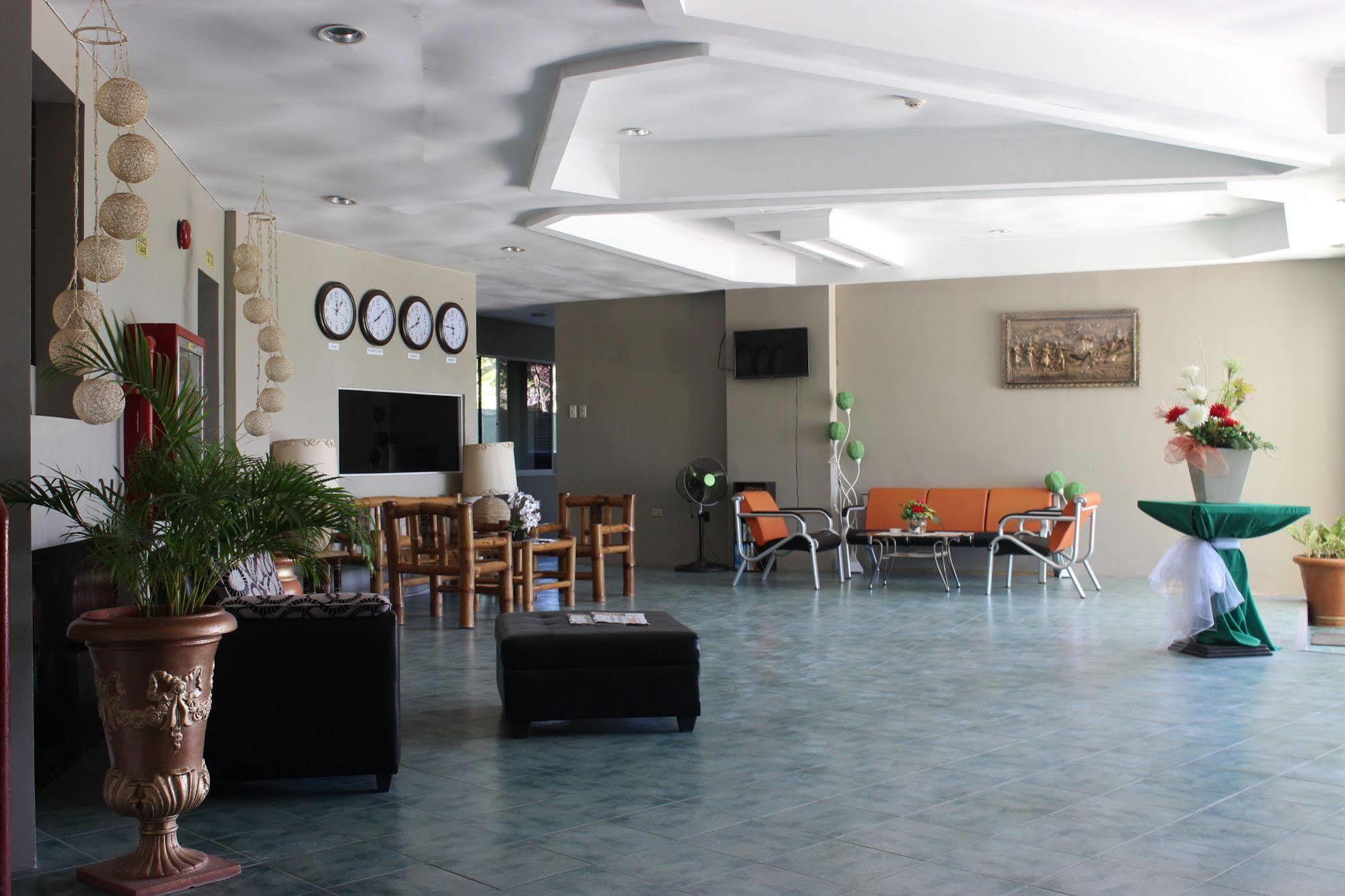 Green One Hotel Lapu-Lapu City Eksteriør billede