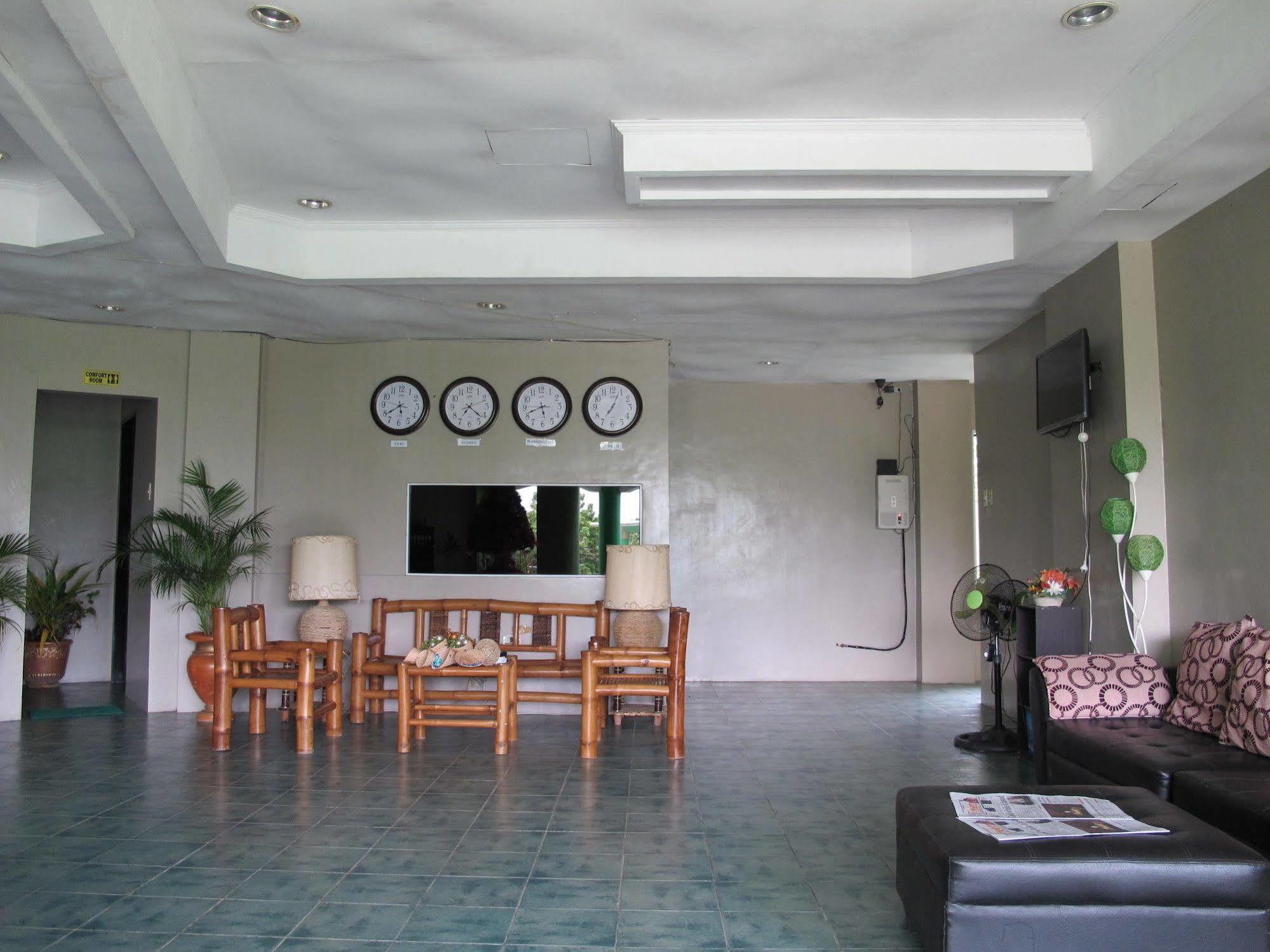 Green One Hotel Lapu-Lapu City Eksteriør billede